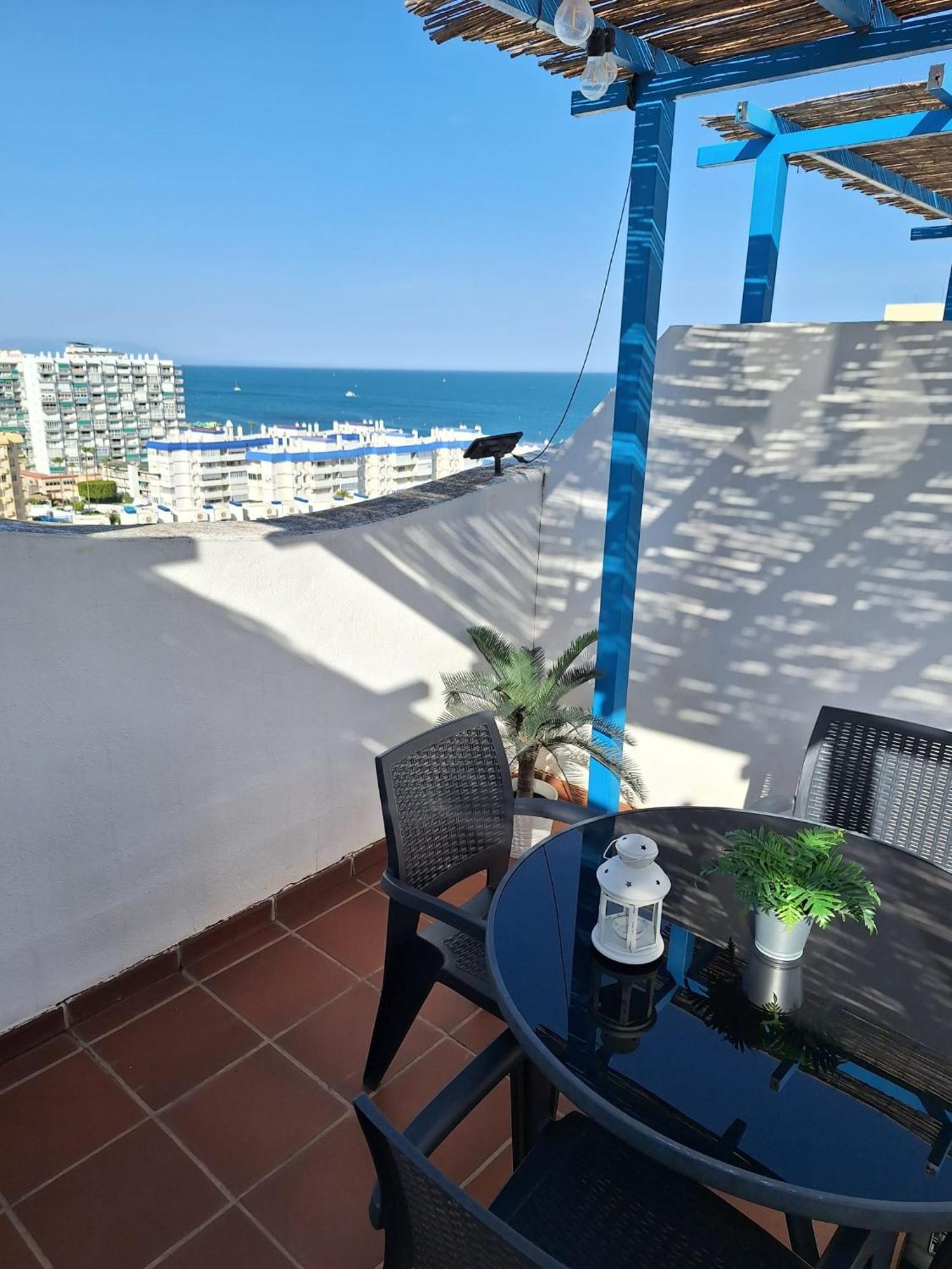 Atico A 200 Mts De La Playa Apartment Benalmádena Exterior photo